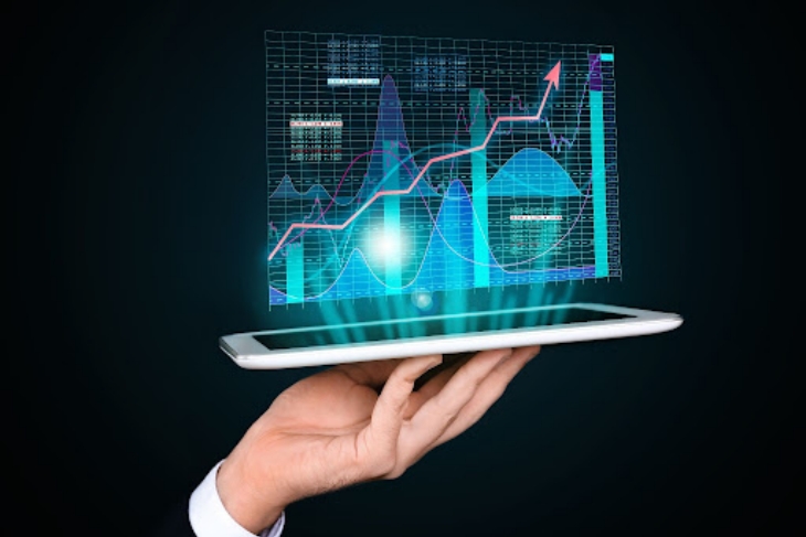 Balancing Organic and Paid Strategies for a Comprehensive Digital Marketing Approach